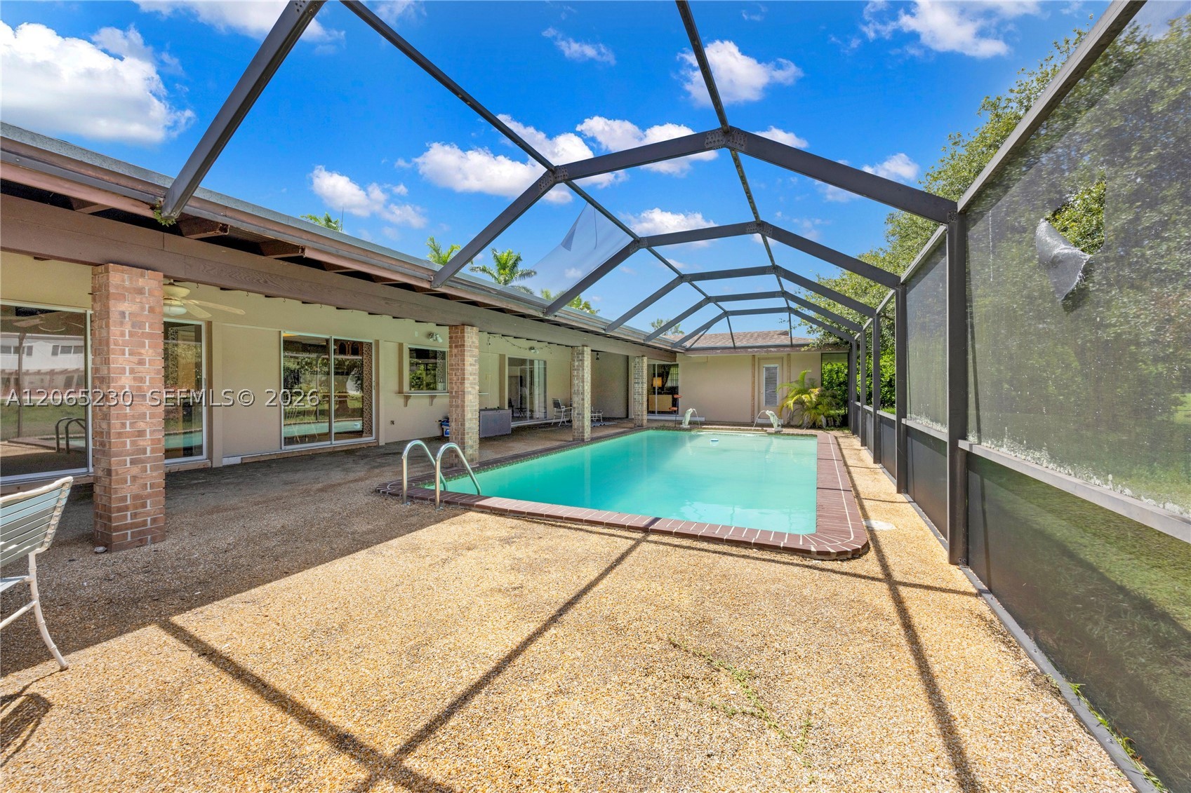 11800 SW 72nd Ave Pinecrest, FL 33156