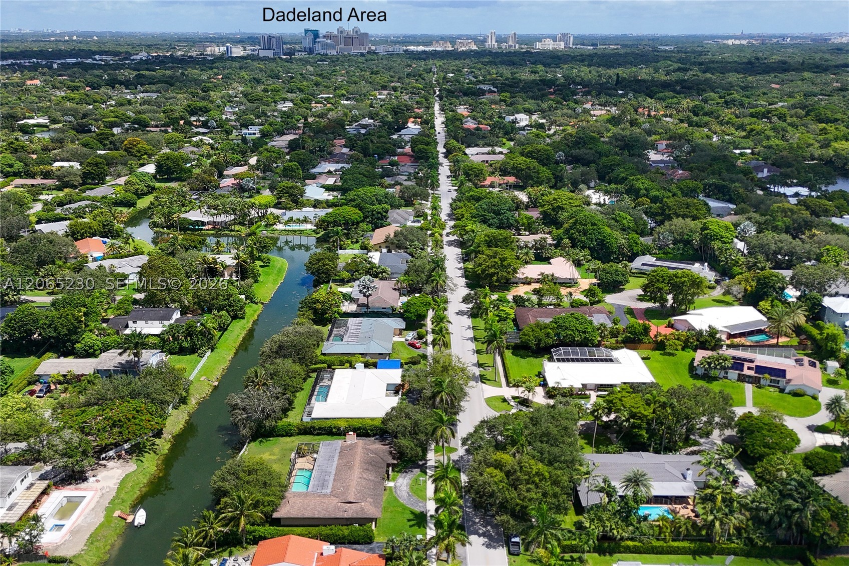 11800 SW 72nd Ave Pinecrest, FL 33156