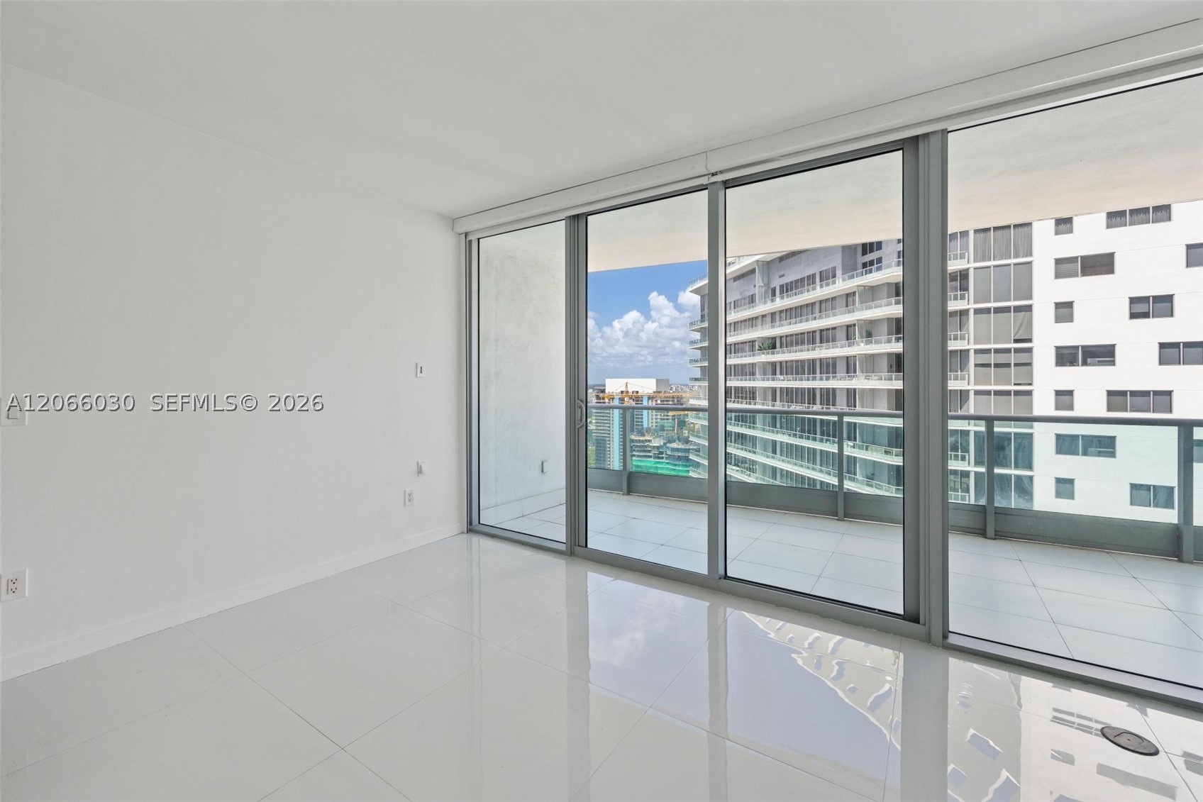 image Jade at Brickell Bay25