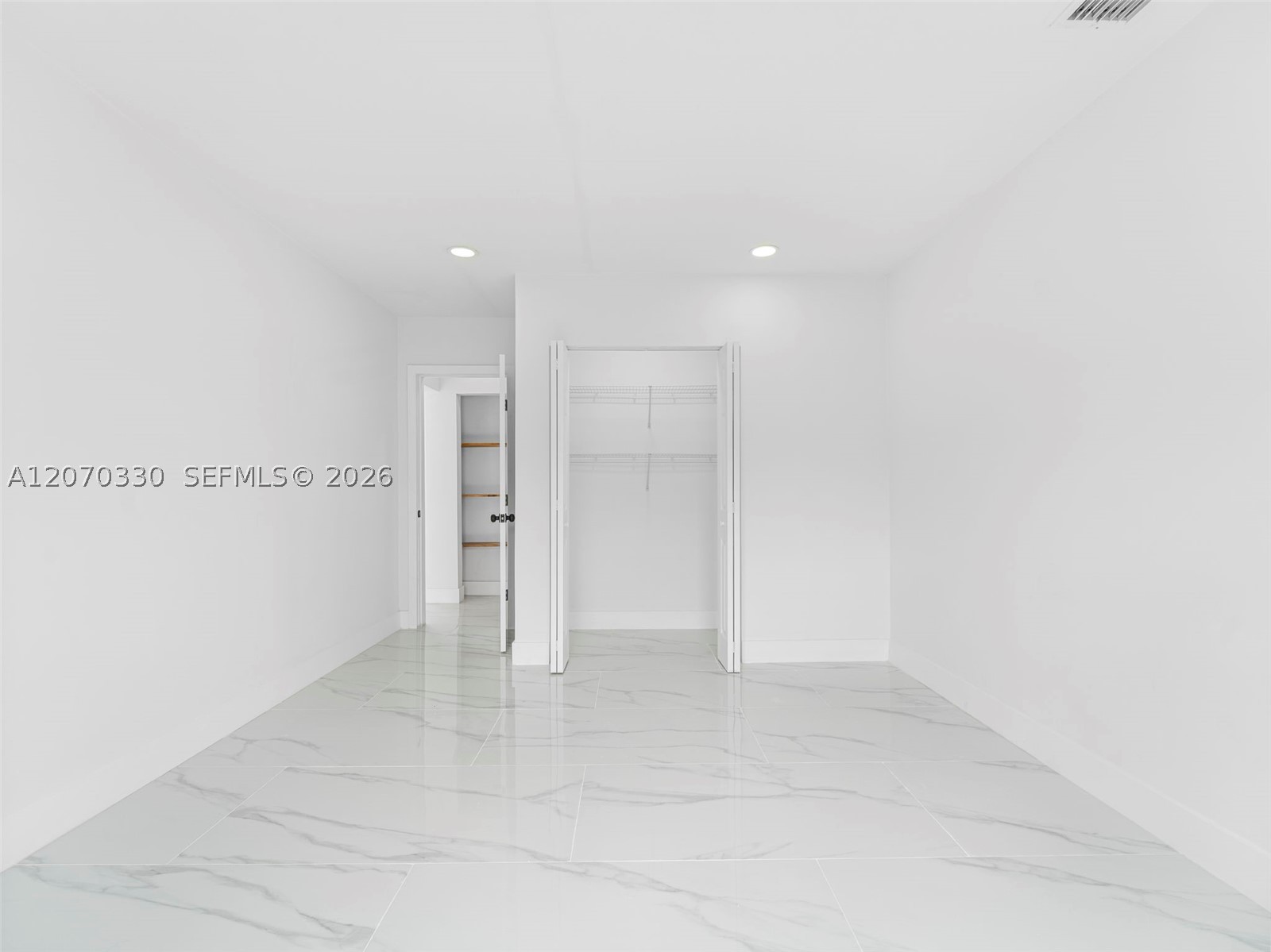 2500 SW 23rd Ter Miami, FL 33145