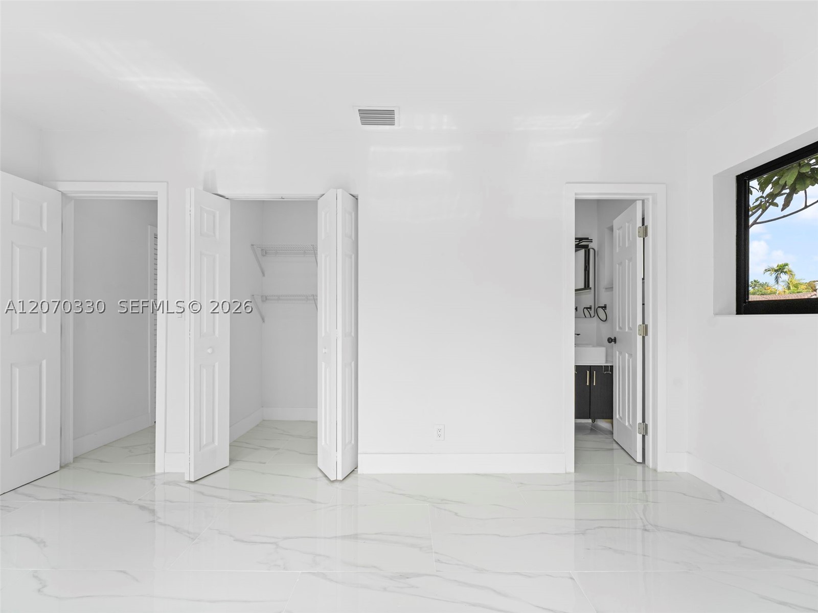 2500 SW 23rd Ter Miami, FL 33145
