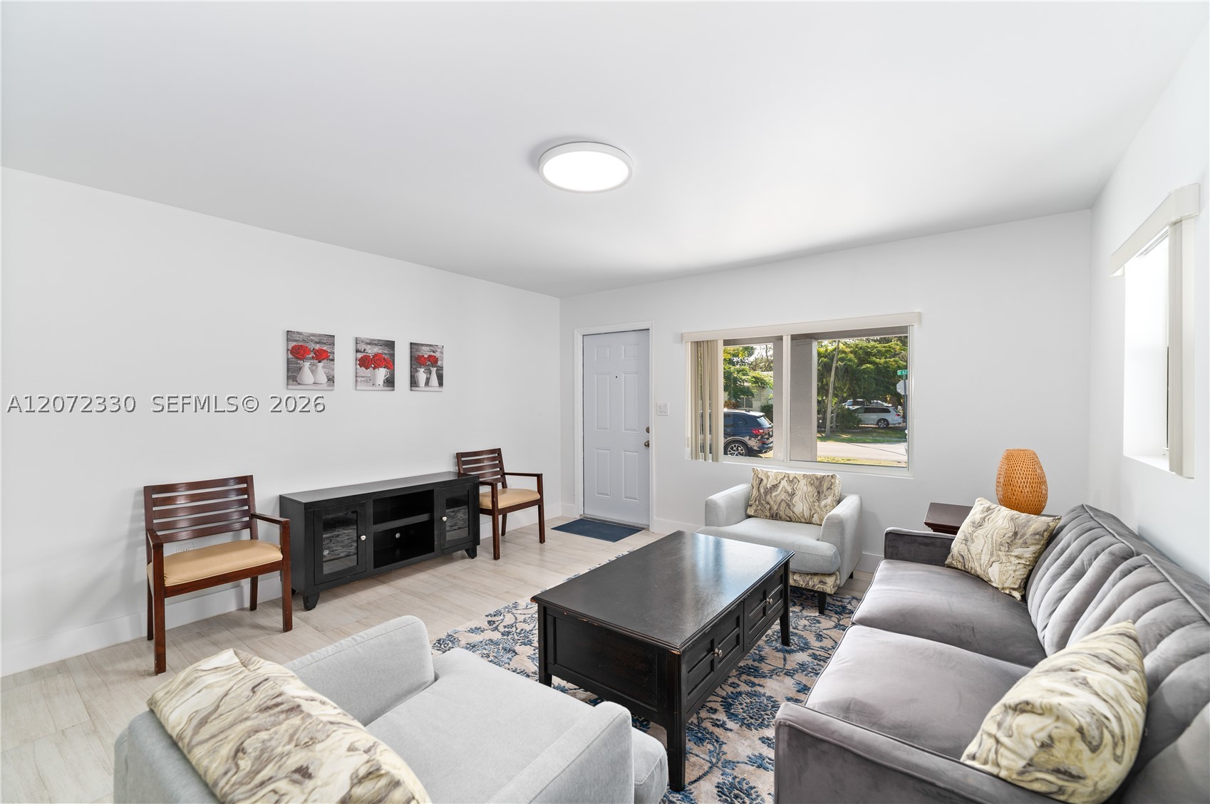 5731 SW 62nd Ter Miami, FL 33143