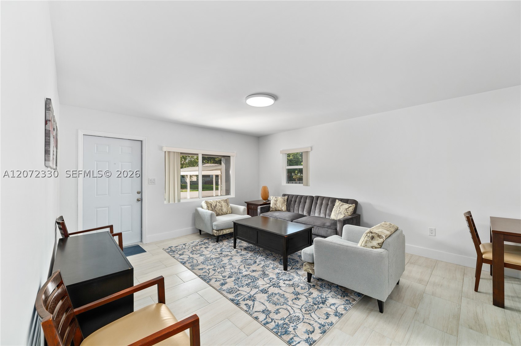 5731 SW 62nd Ter Miami, FL 33143