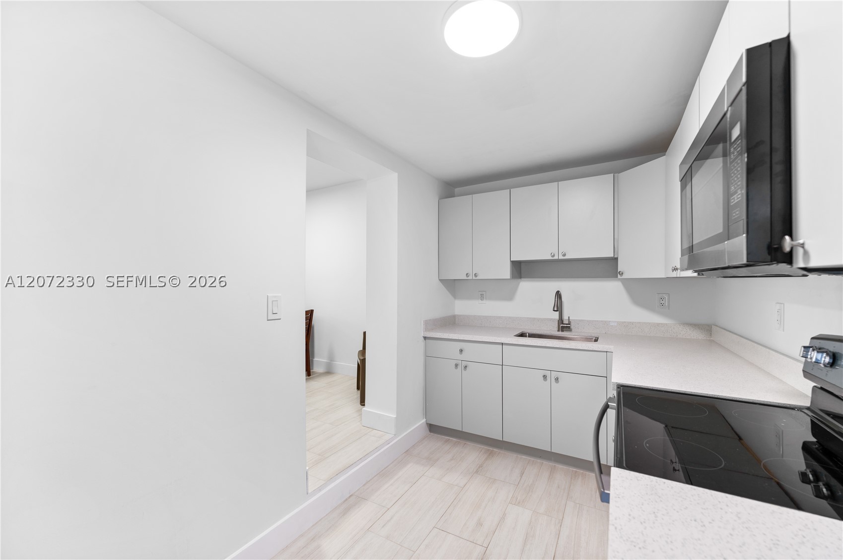 5731 SW 62nd Ter Miami, FL 33143