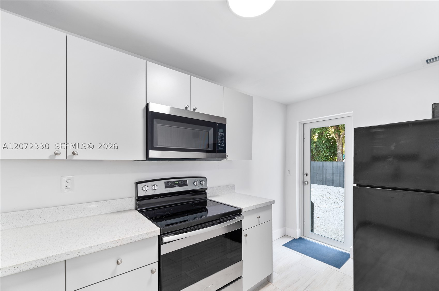 5731 SW 62nd Ter Miami, FL 33143