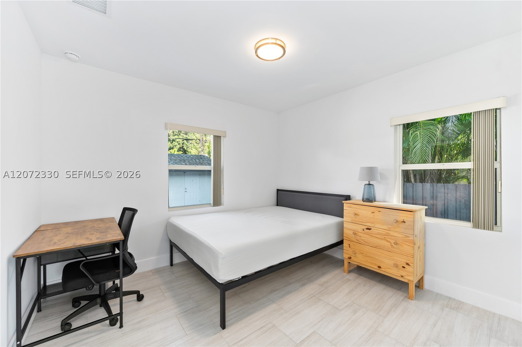 5731 SW 62nd Ter Miami, FL 33143