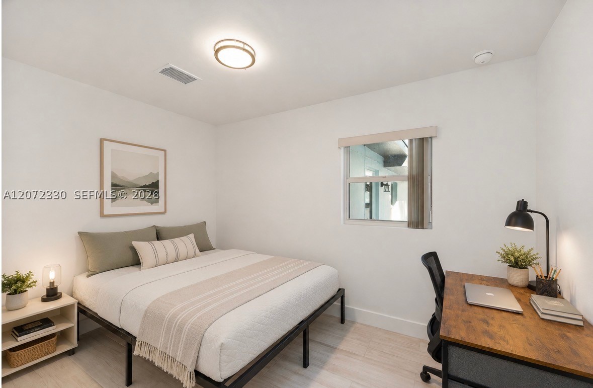 5731 SW 62nd Ter Miami, FL 33143