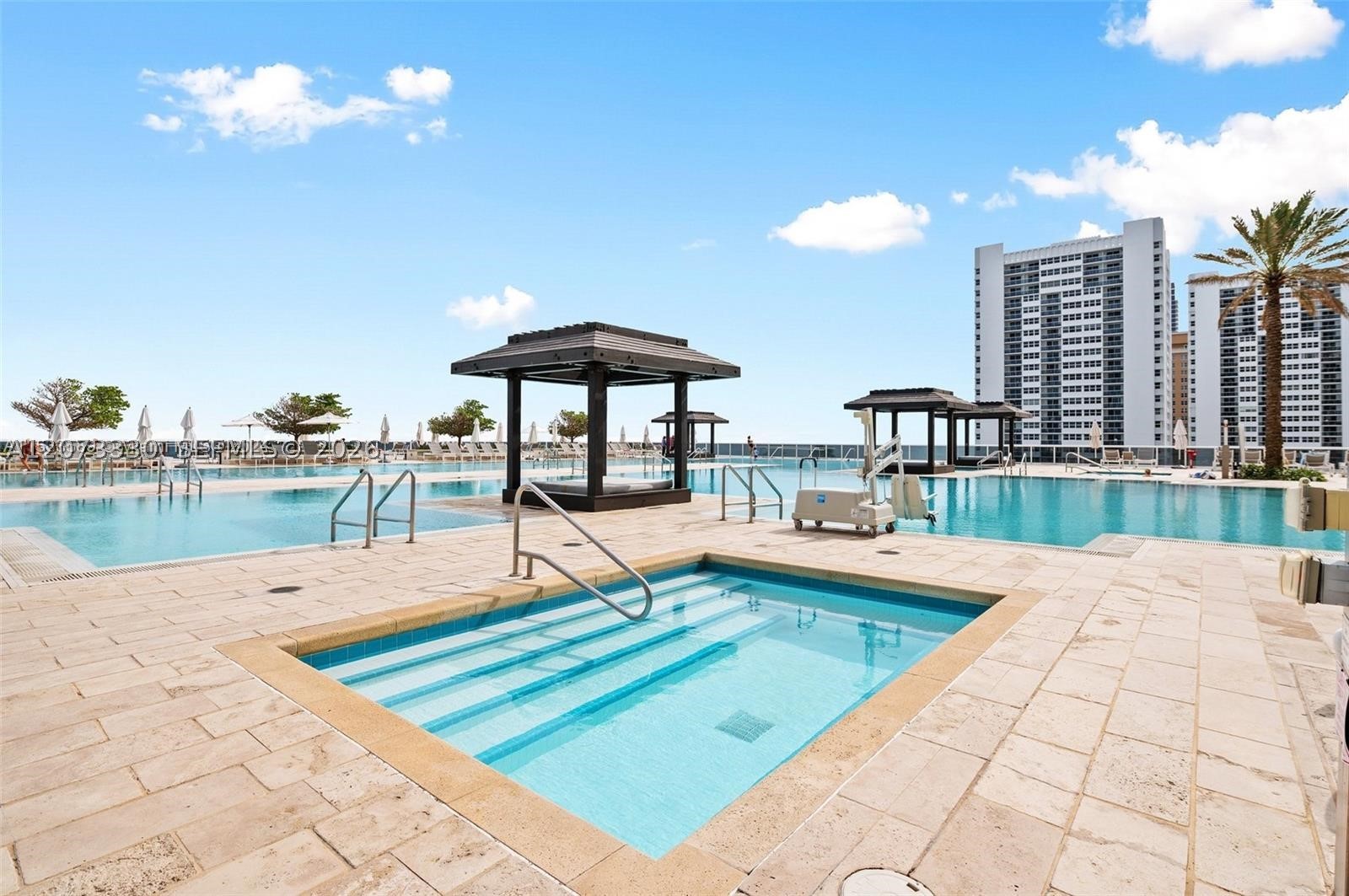 image Beach Club 117
