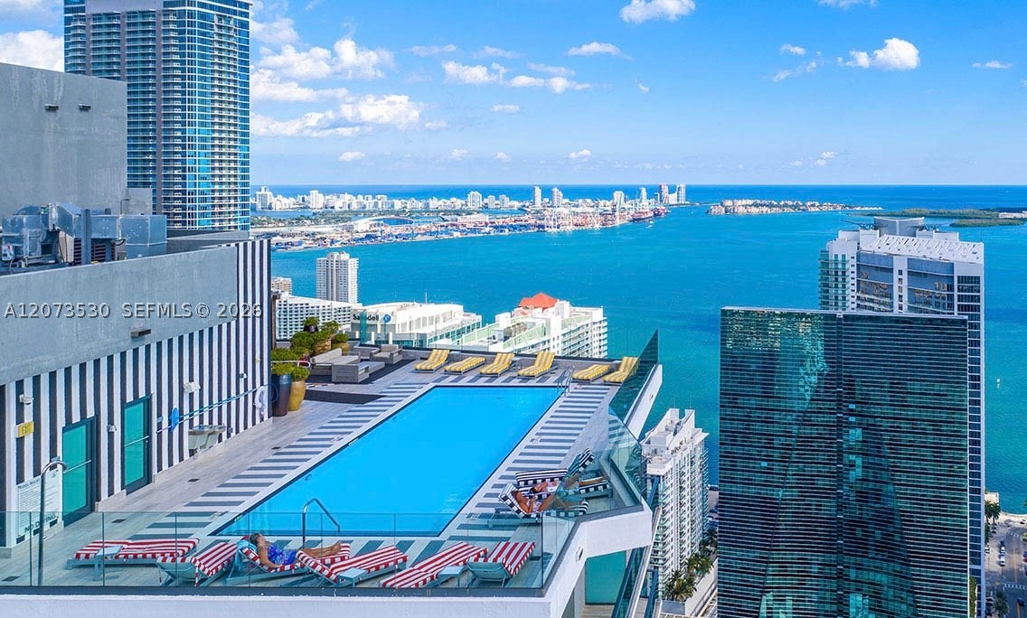image Dua Miami3