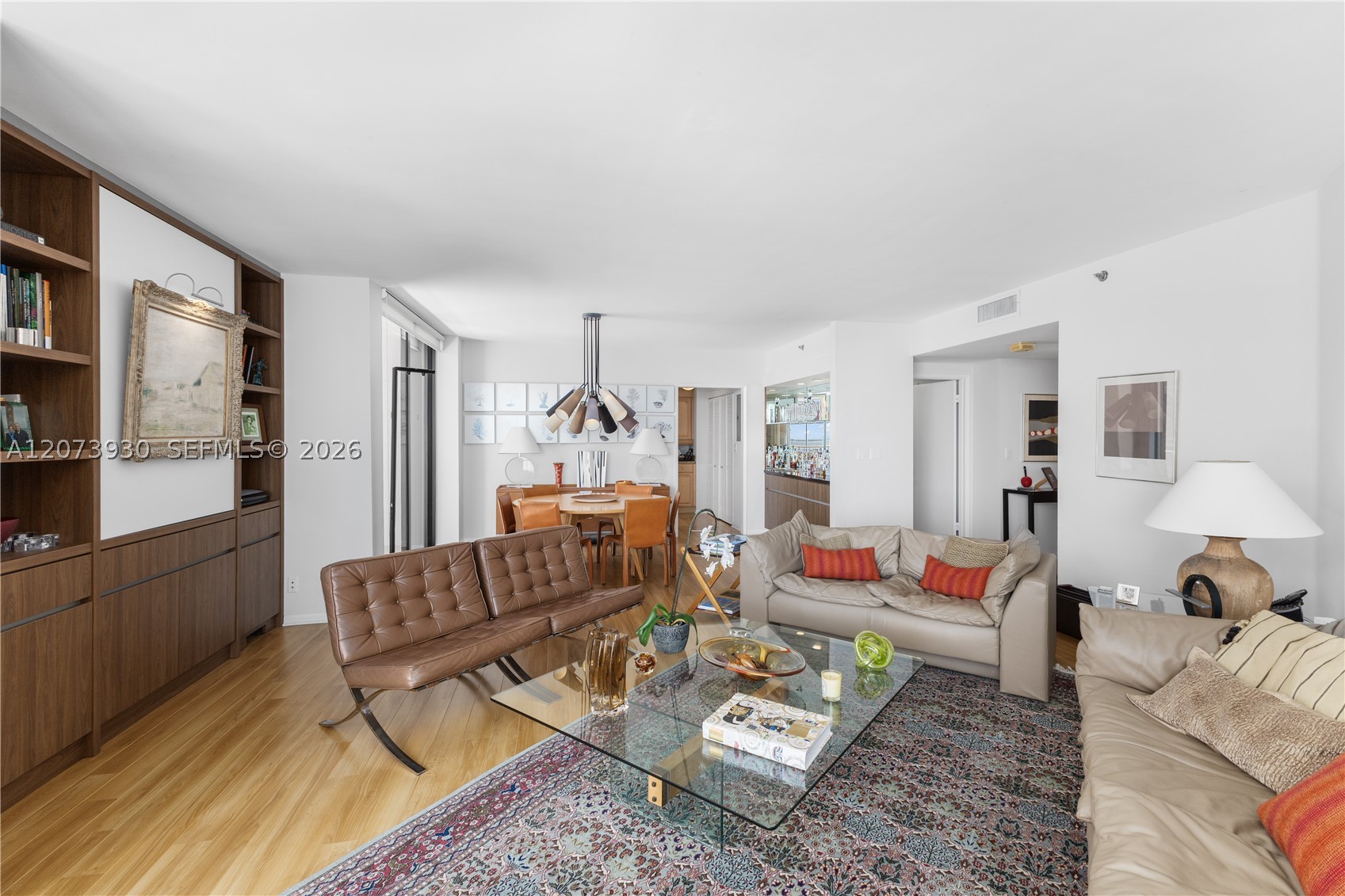 1581 Brickell Ave #1105 Miami, FL 33129