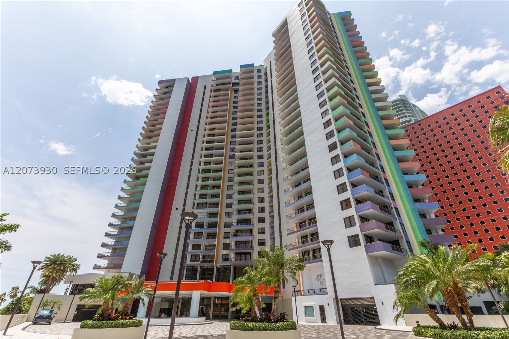 1581 Brickell Ave #1105 Miami, FL 33129