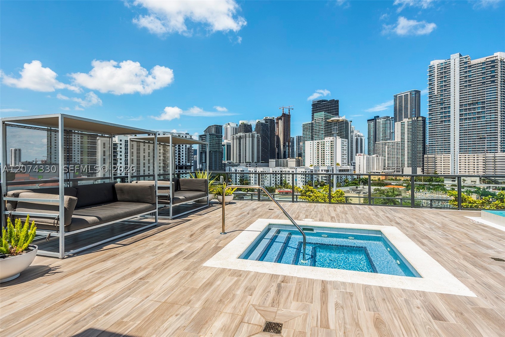 image Cassa Brickell23