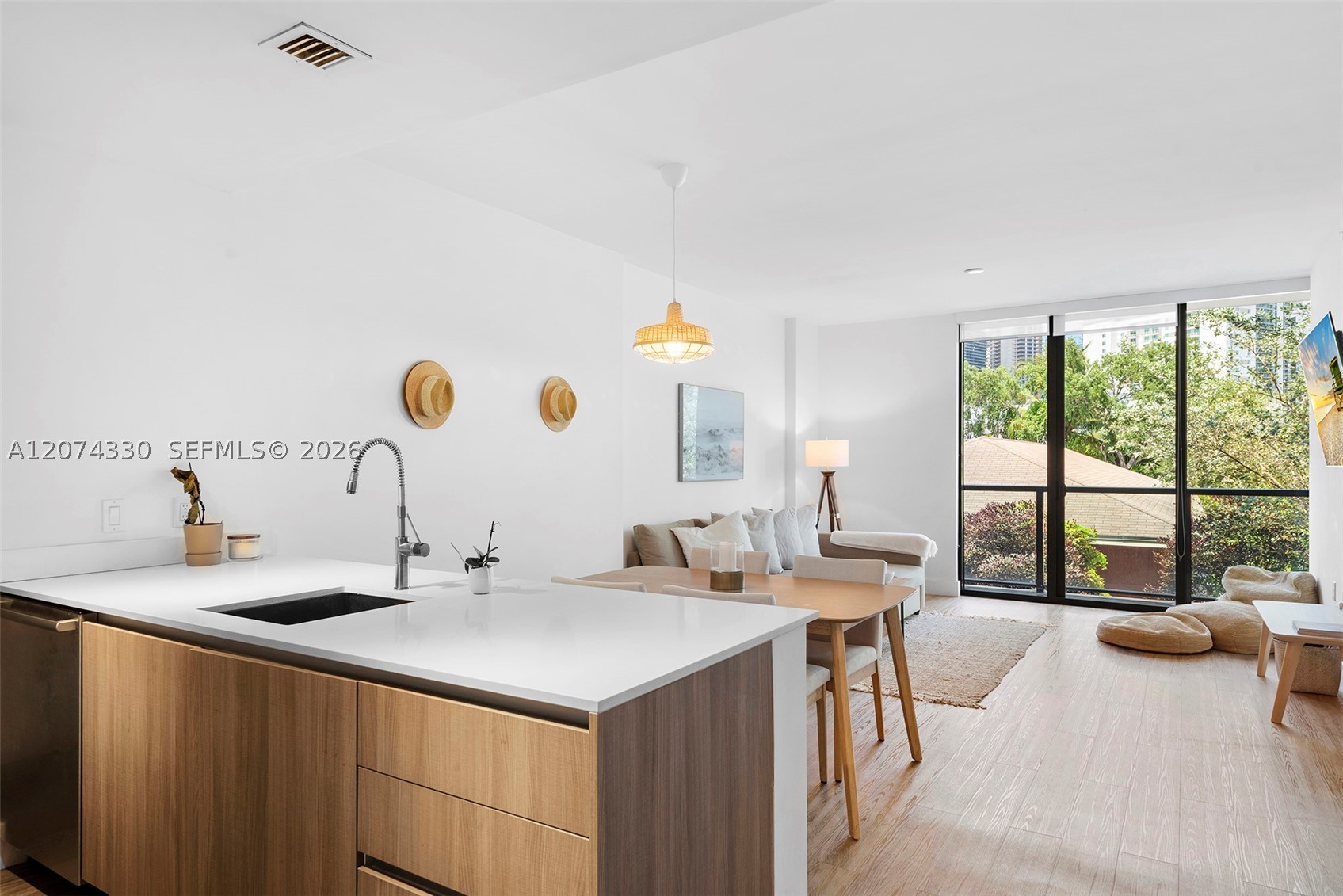 image Cassa Brickell8