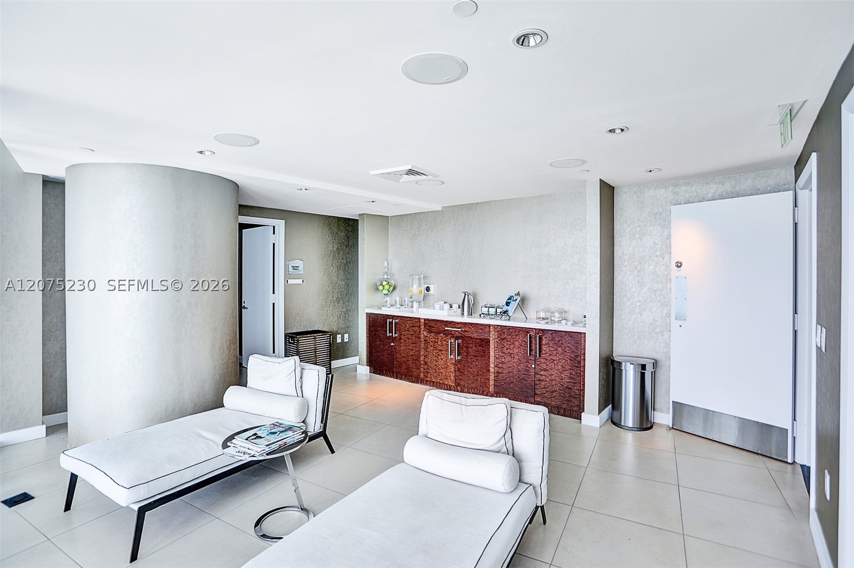 17001 Collins Ave #4102 Sunny Isles Beach, FL 33160
