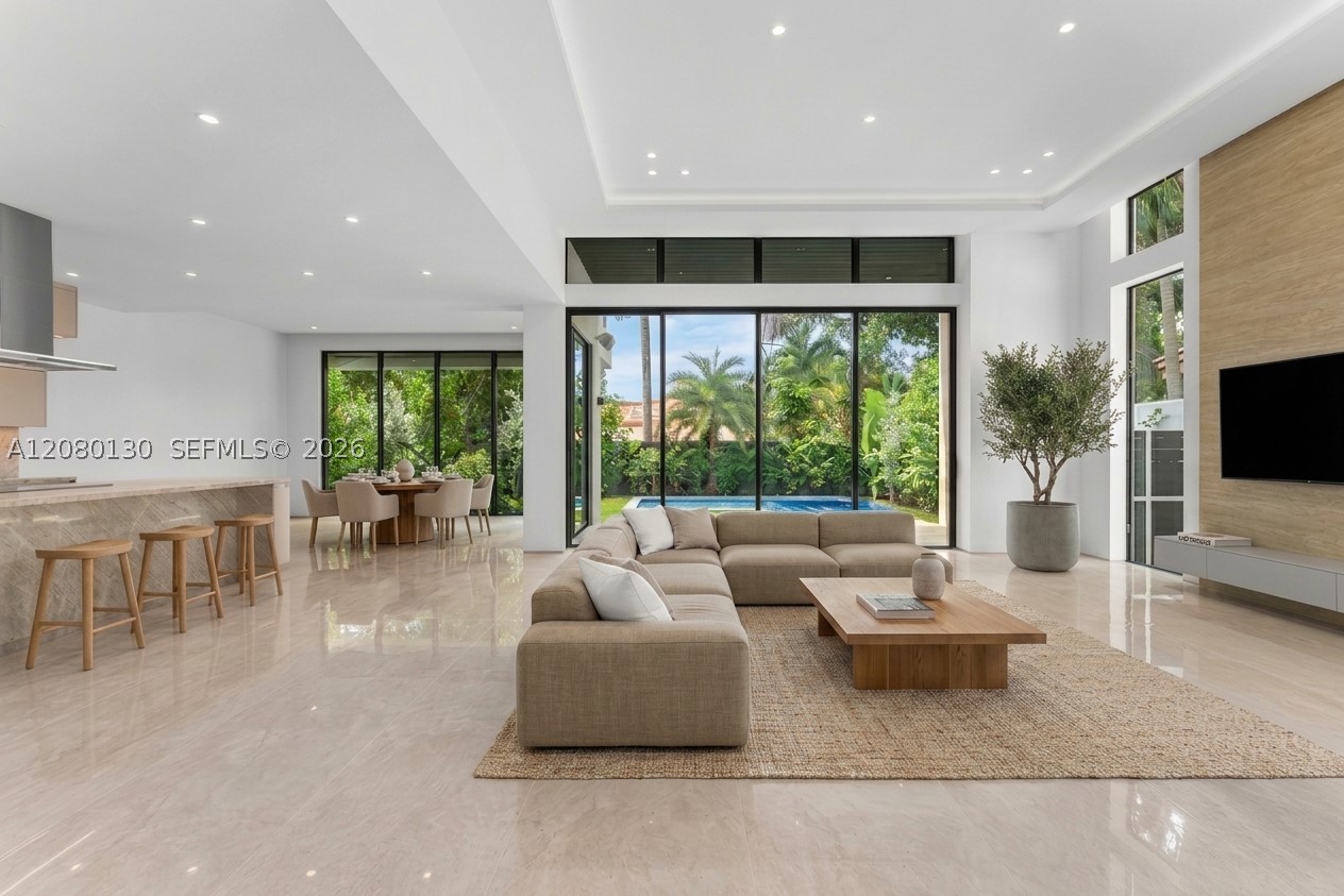 340 SW 20th Rd Miami, FL 33129
