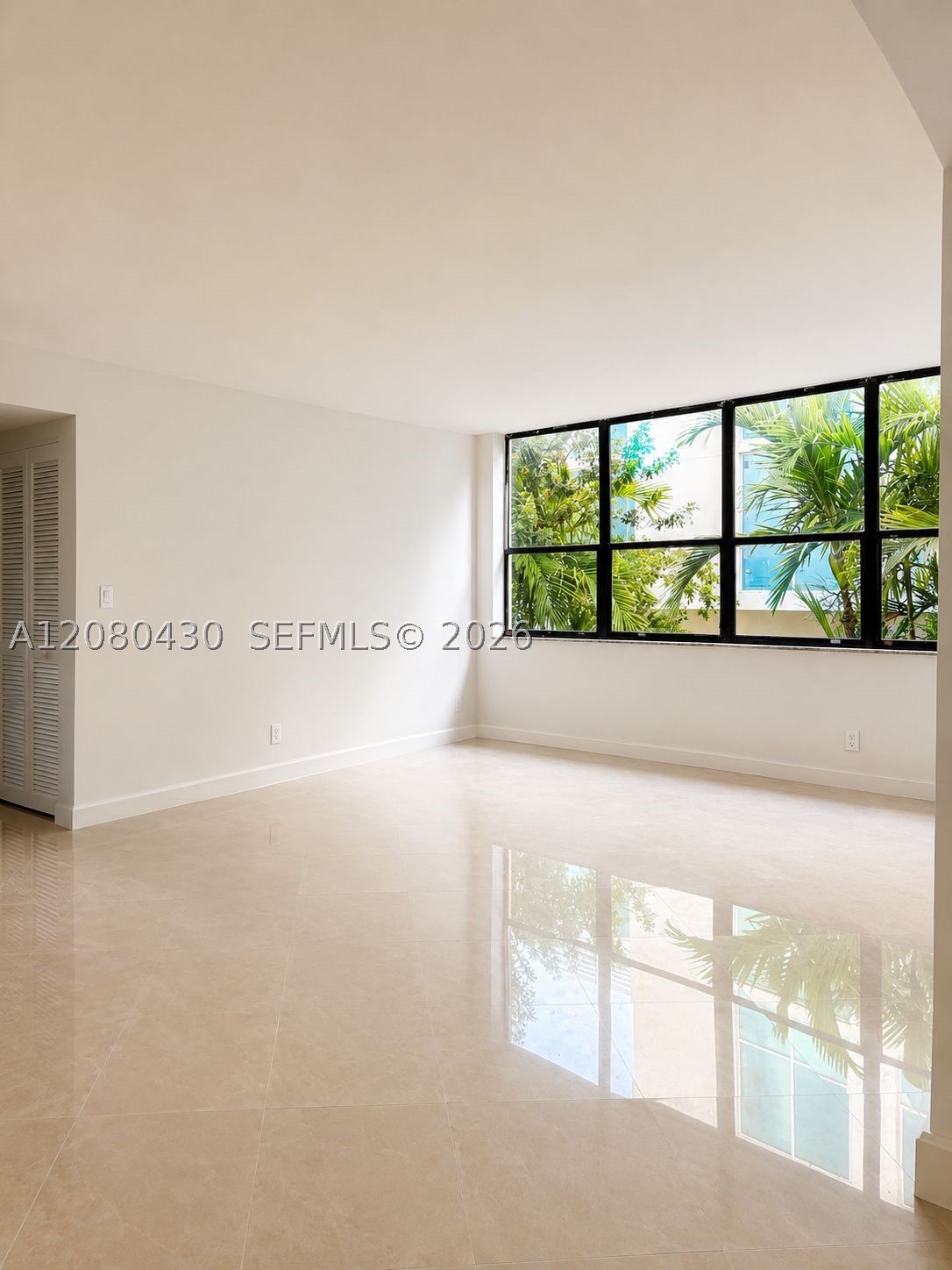 image Ten Thousand Plaza3
