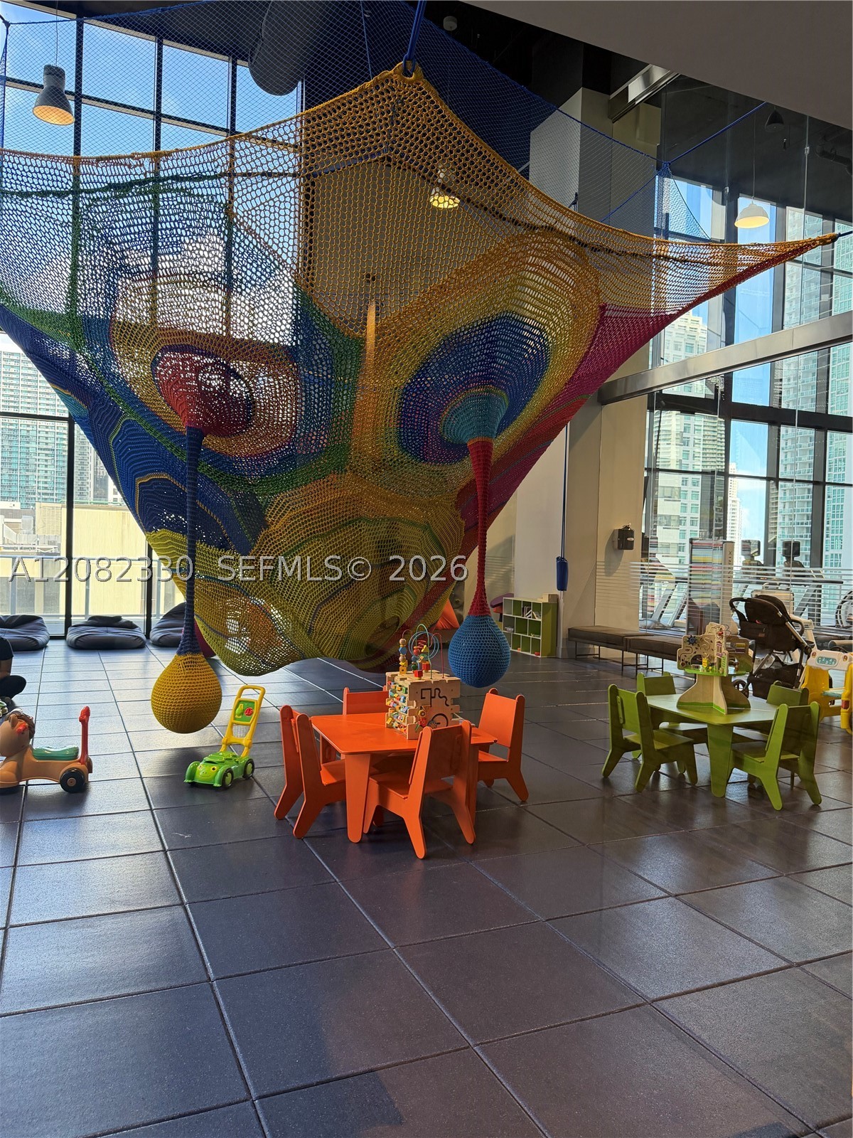 image 1010 Brickell31