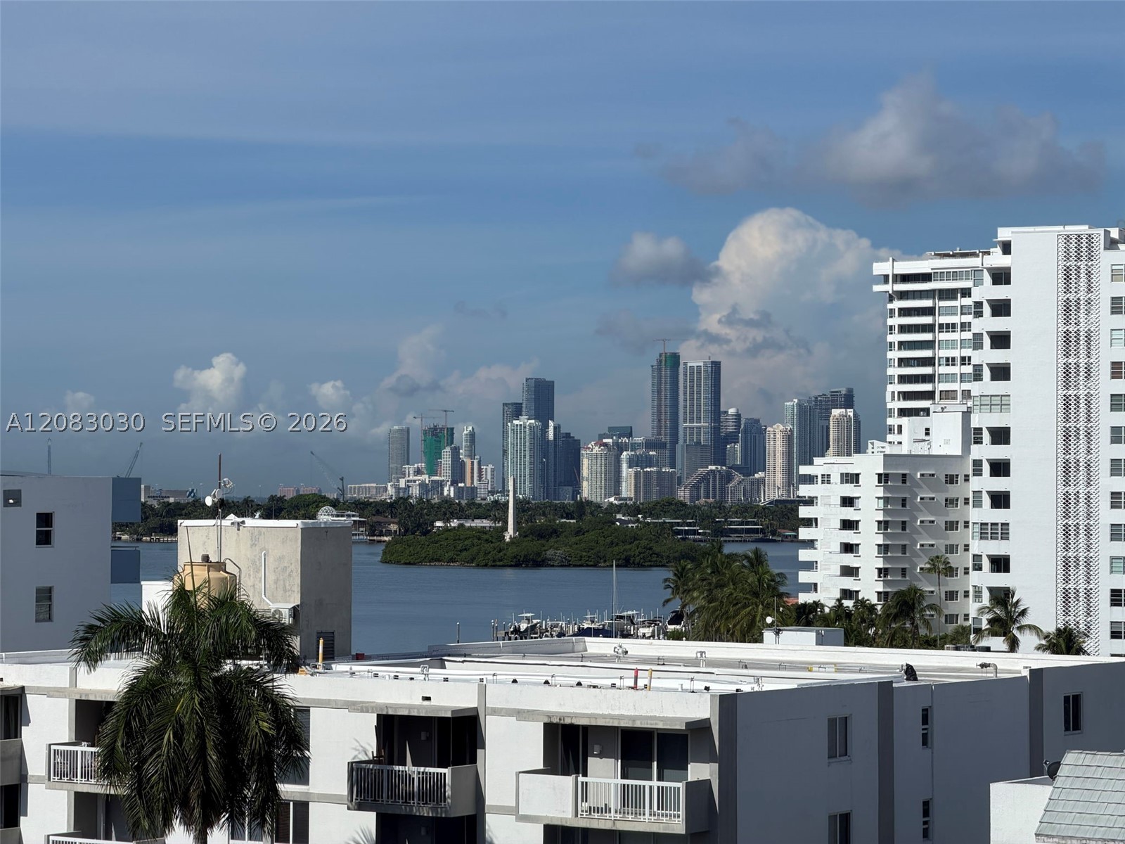1688 West Ave #806 Miami Beach, FL 33139