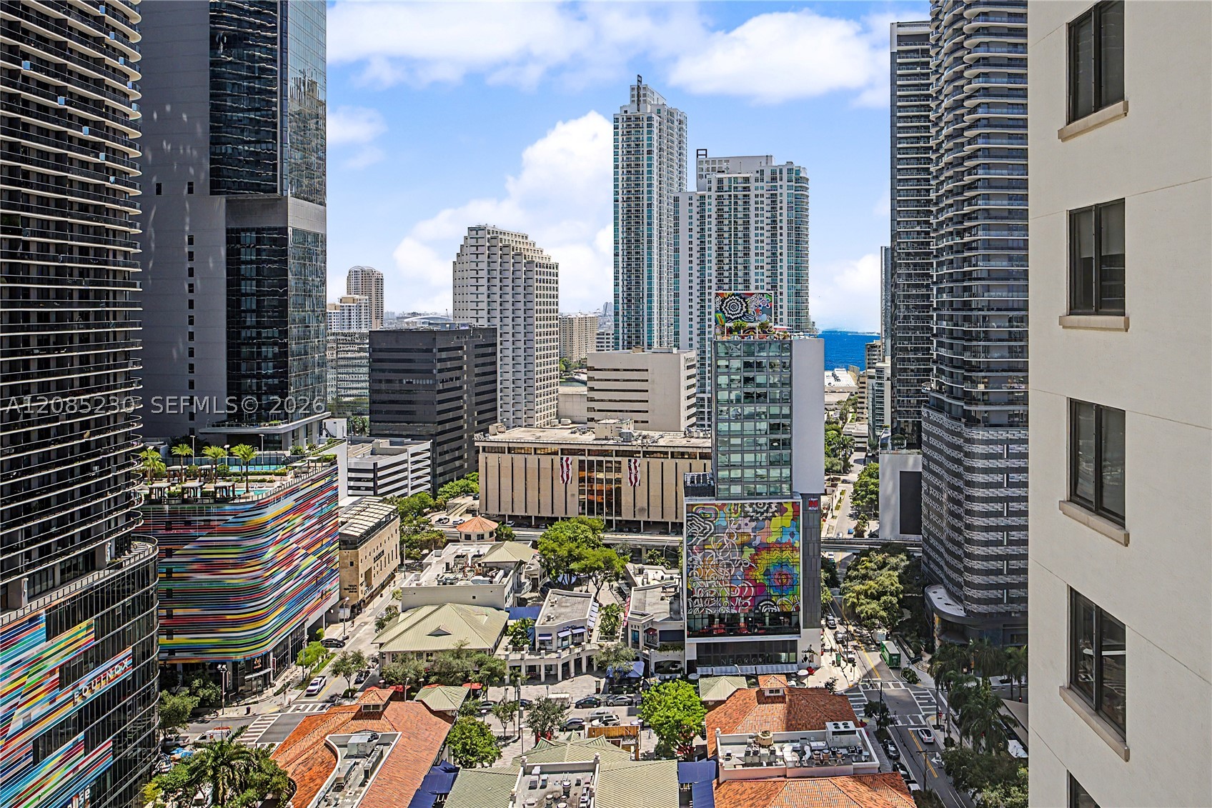 image Nine at Mary Brickell Village10
