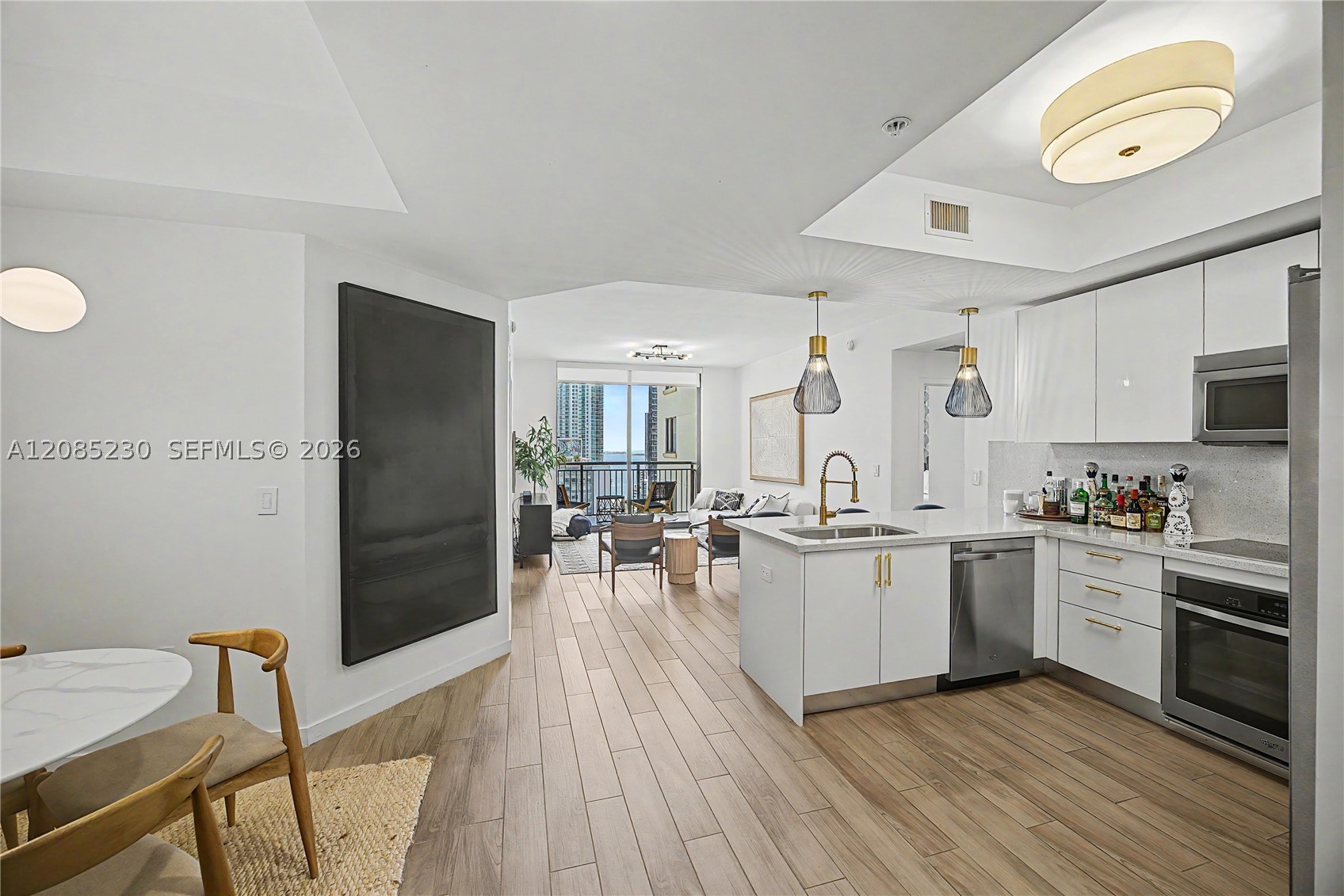 image Nine at Mary Brickell Village1