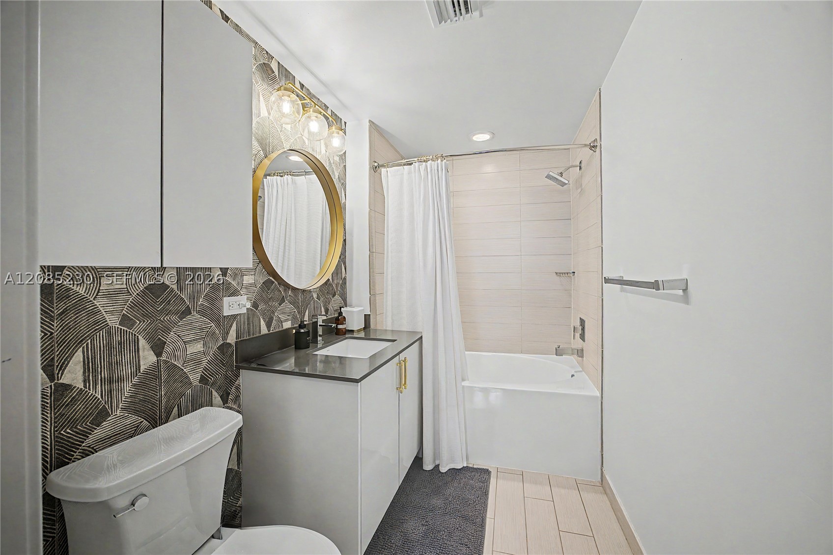 image Nine at Mary Brickell Village19