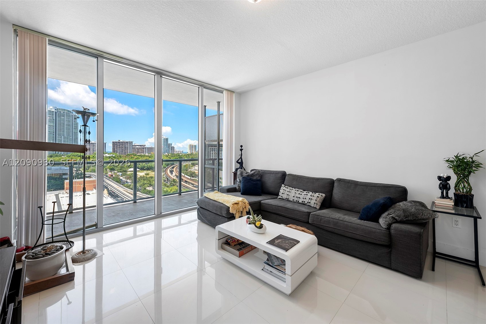 image Axis on Brickell South0