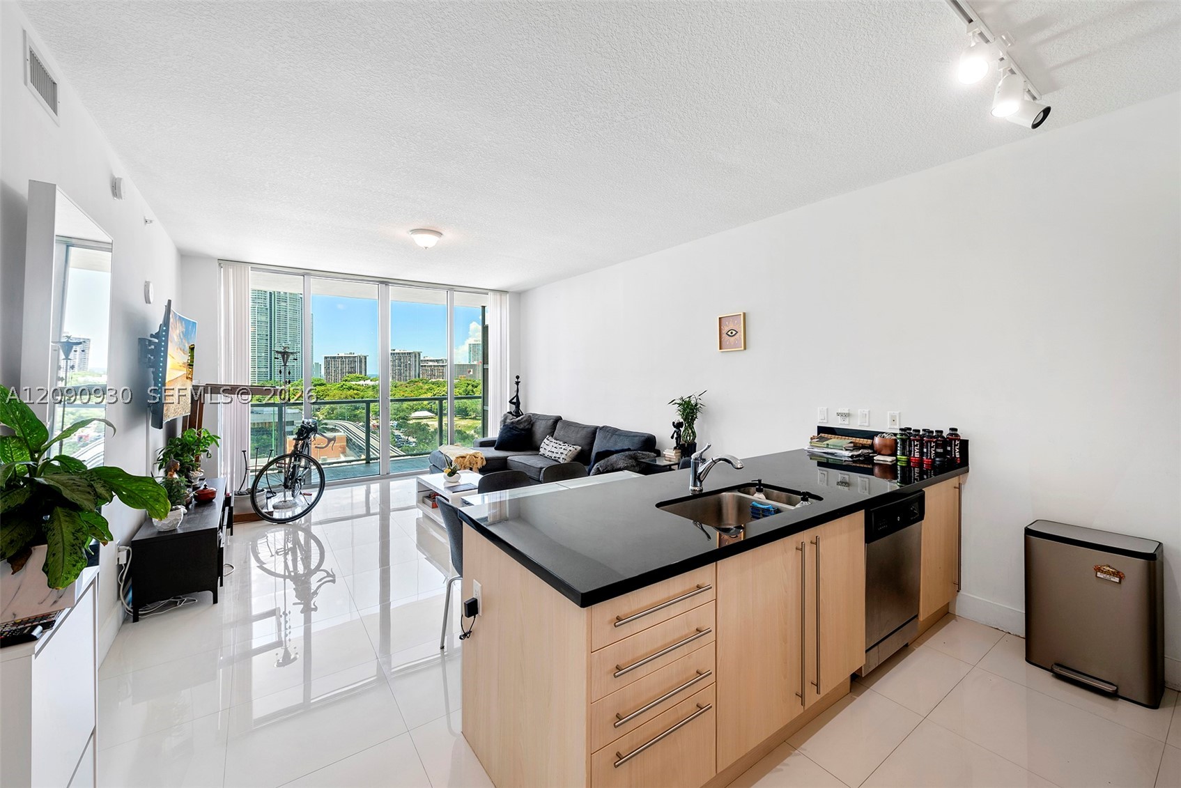 image Axis on Brickell South1