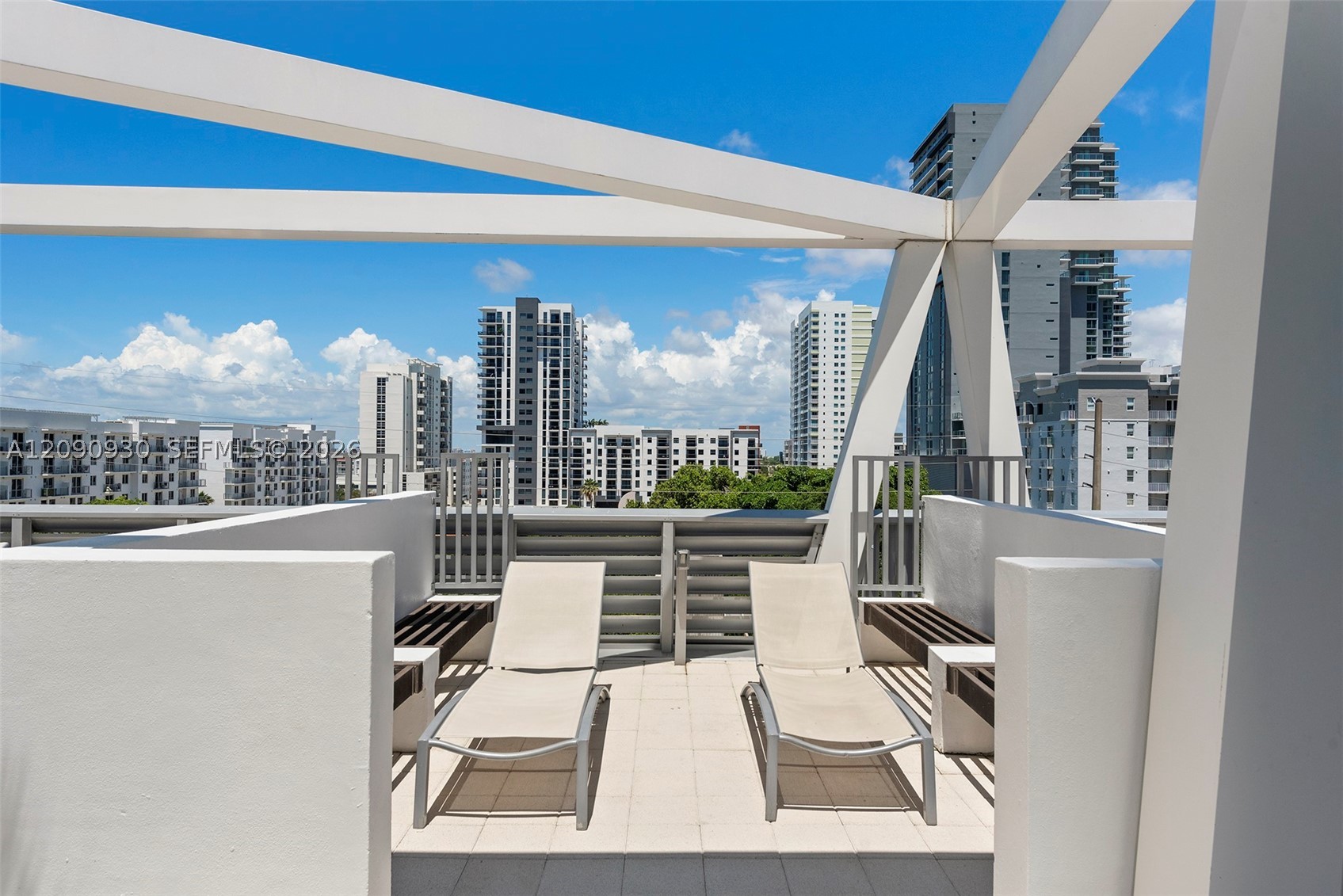 image Axis on Brickell South19