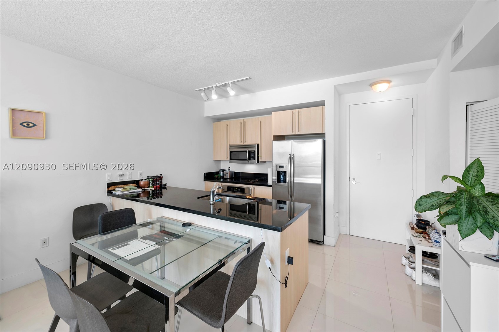 image Axis on Brickell South3