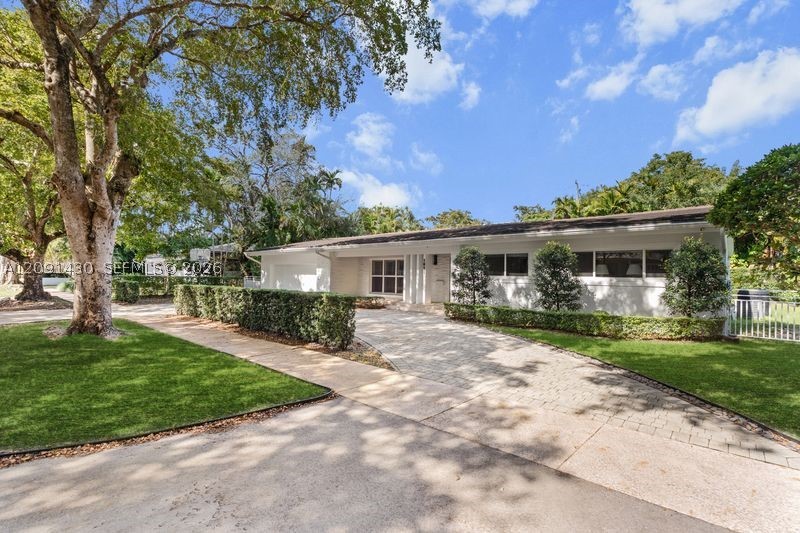 1021 Matanzas Ave