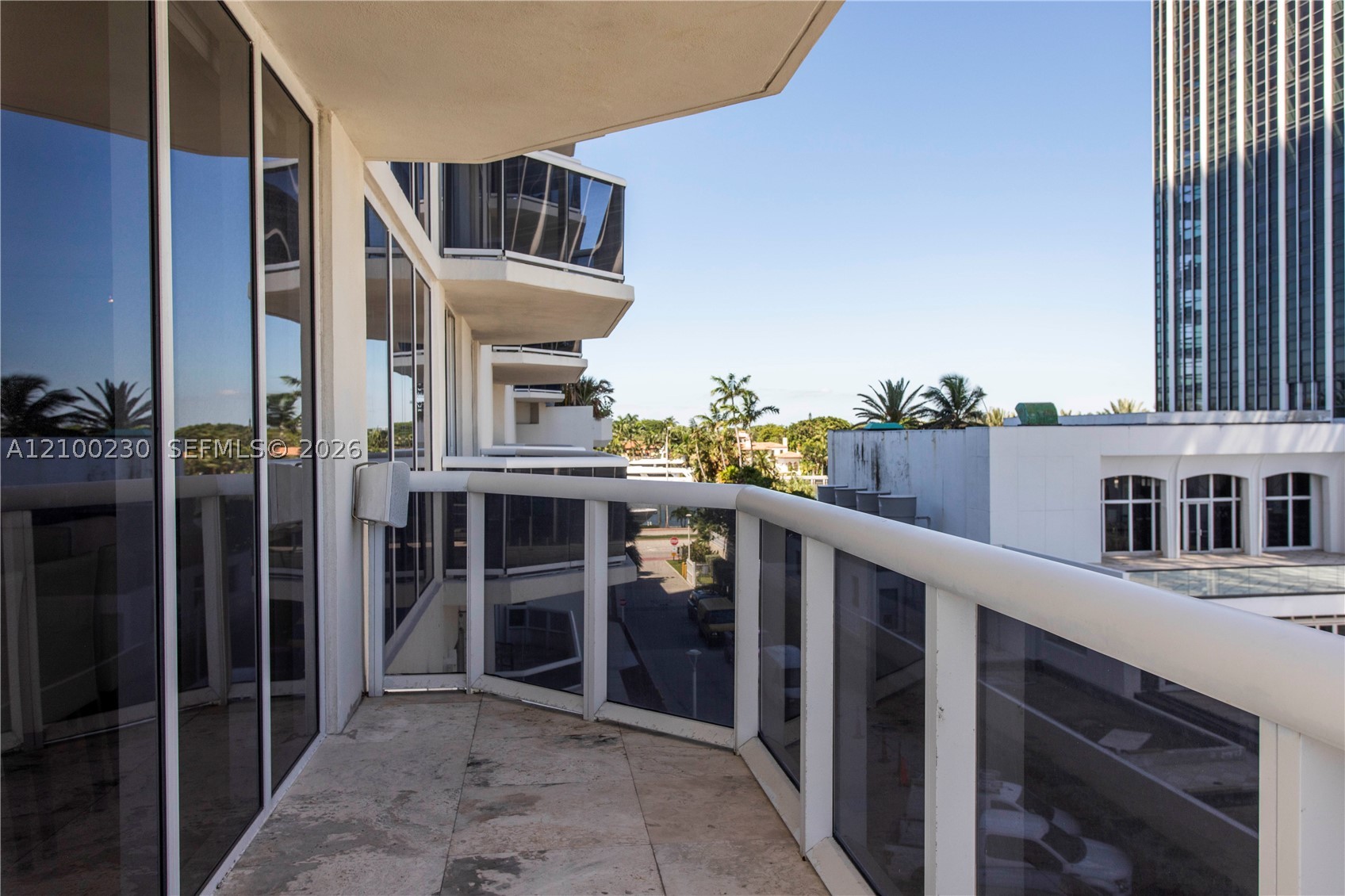 image Blue Diamond15
