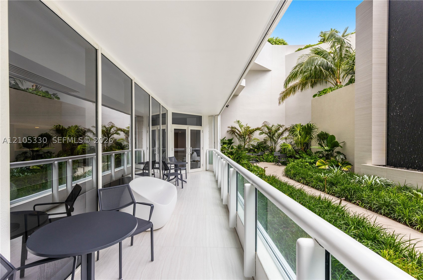 21205 Yacht Clb Dr #304 Aventura, FL 33180