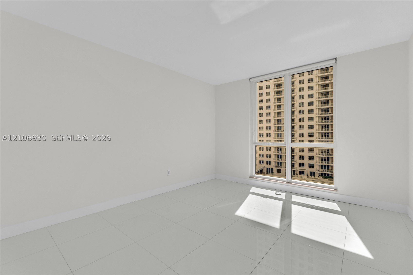 901 Brickell Key Blvd #1103 Miami, FL 33131