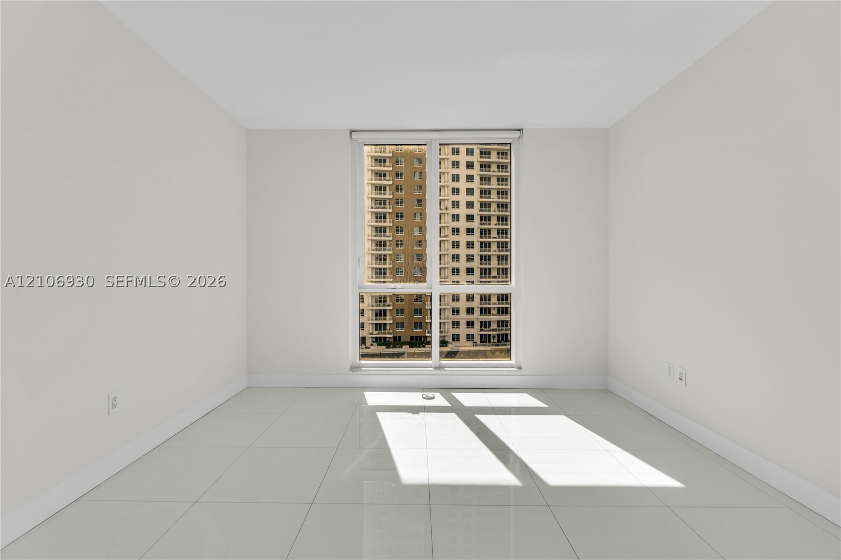 901 Brickell Key Blvd #1103 Miami, FL 33131