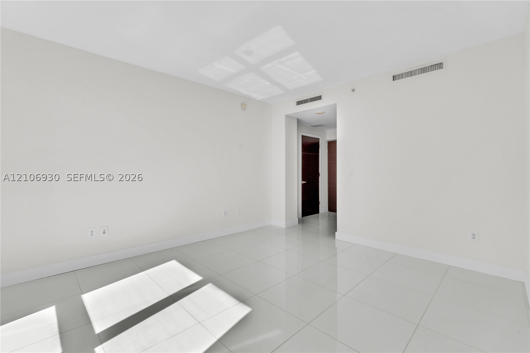 901 Brickell Key Blvd #1103 Miami, FL 33131