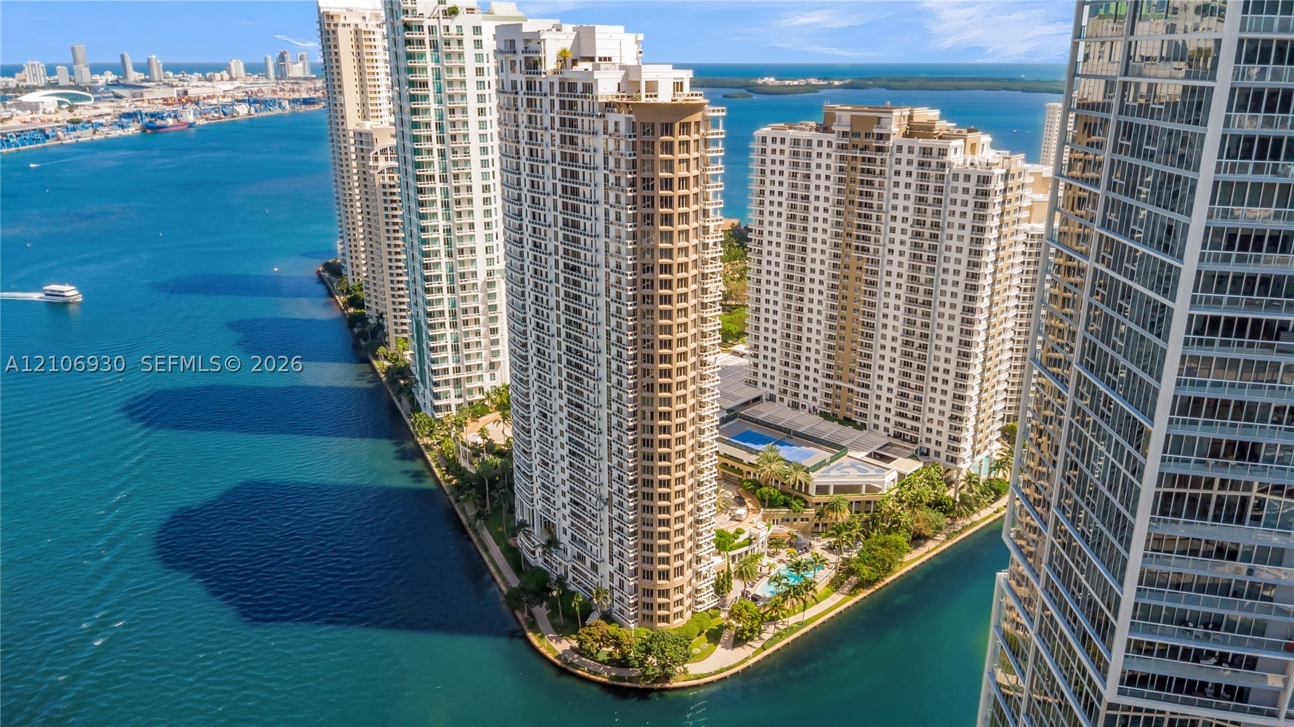 901 Brickell Key Blvd #1103 Miami, FL 33131