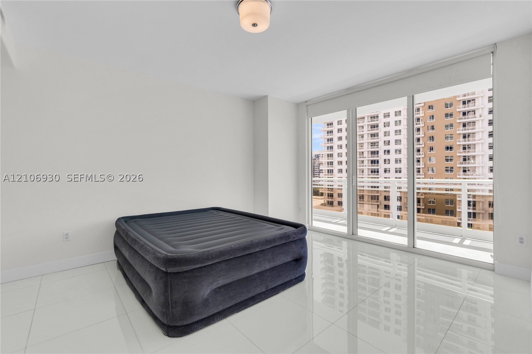 901 Brickell Key Blvd #1103 Miami, FL 33131
