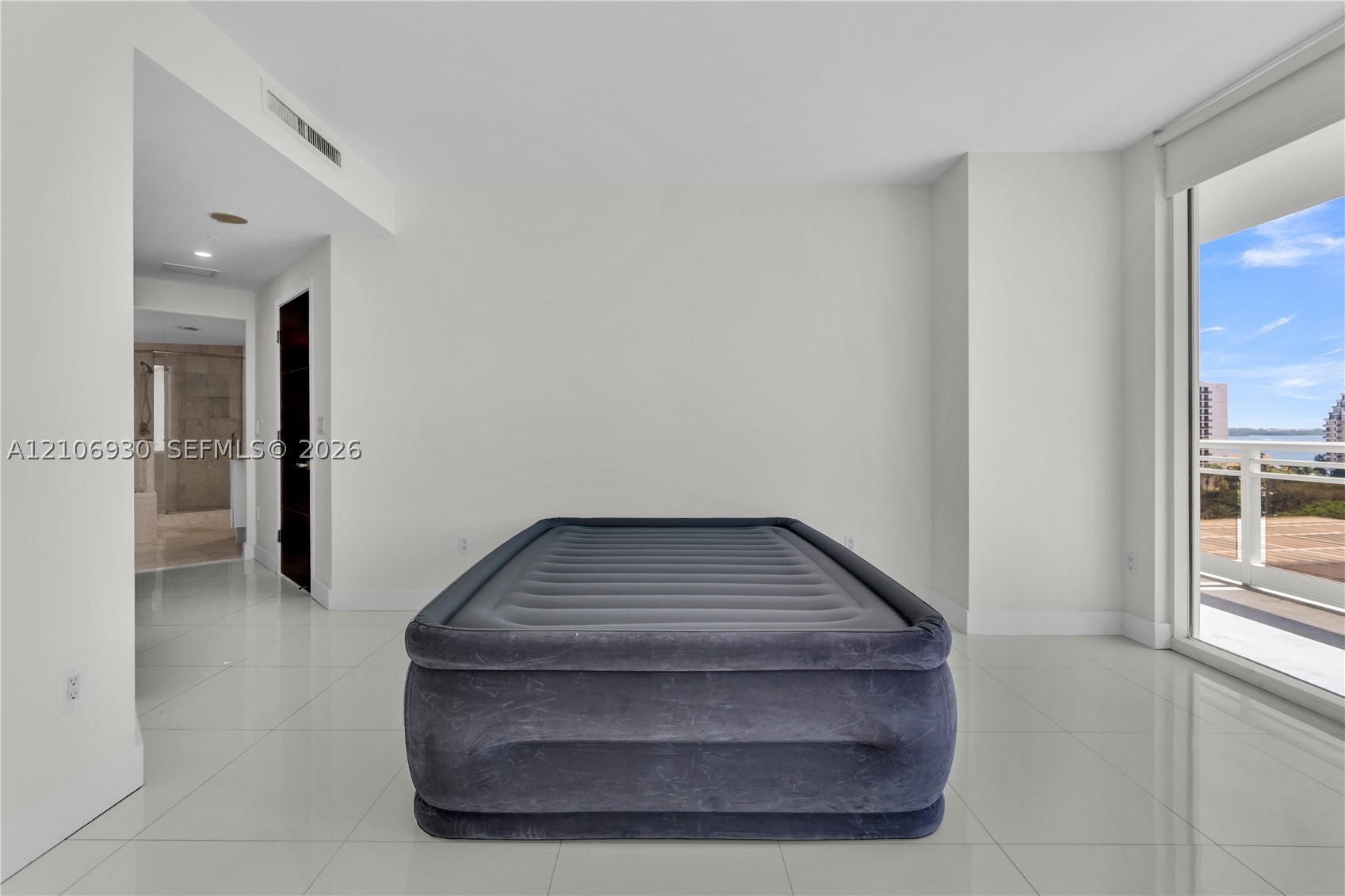 901 Brickell Key Blvd #1103 Miami, FL 33131