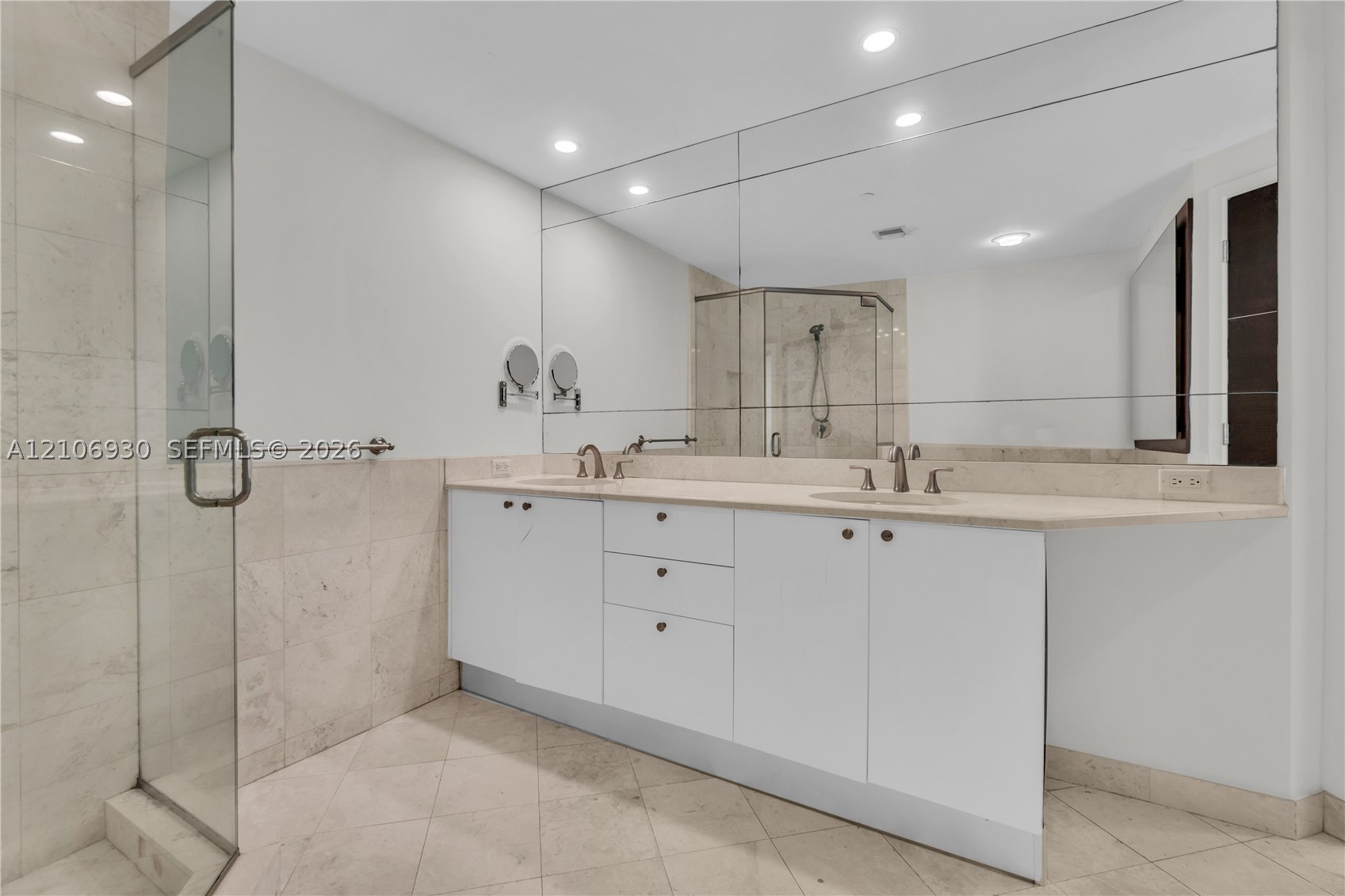 901 Brickell Key Blvd #1103 Miami, FL 33131