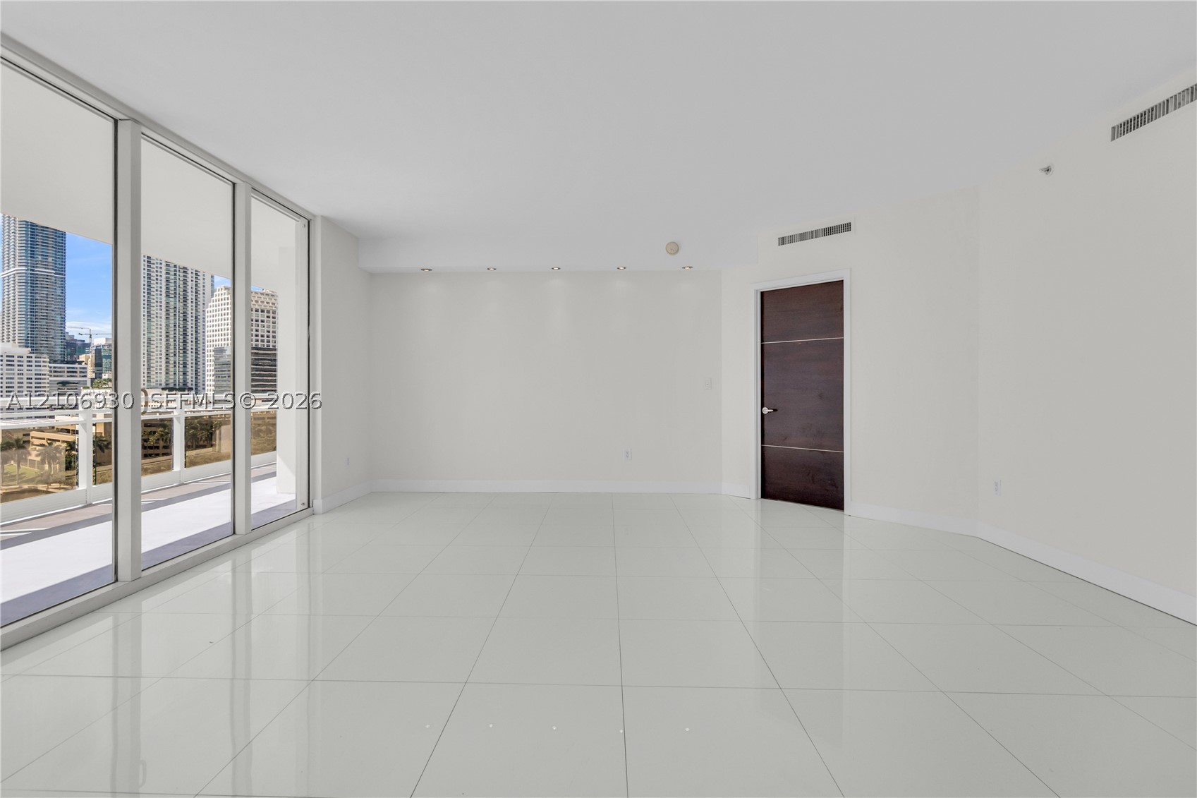 901 Brickell Key Blvd #1103 Miami, FL 33131