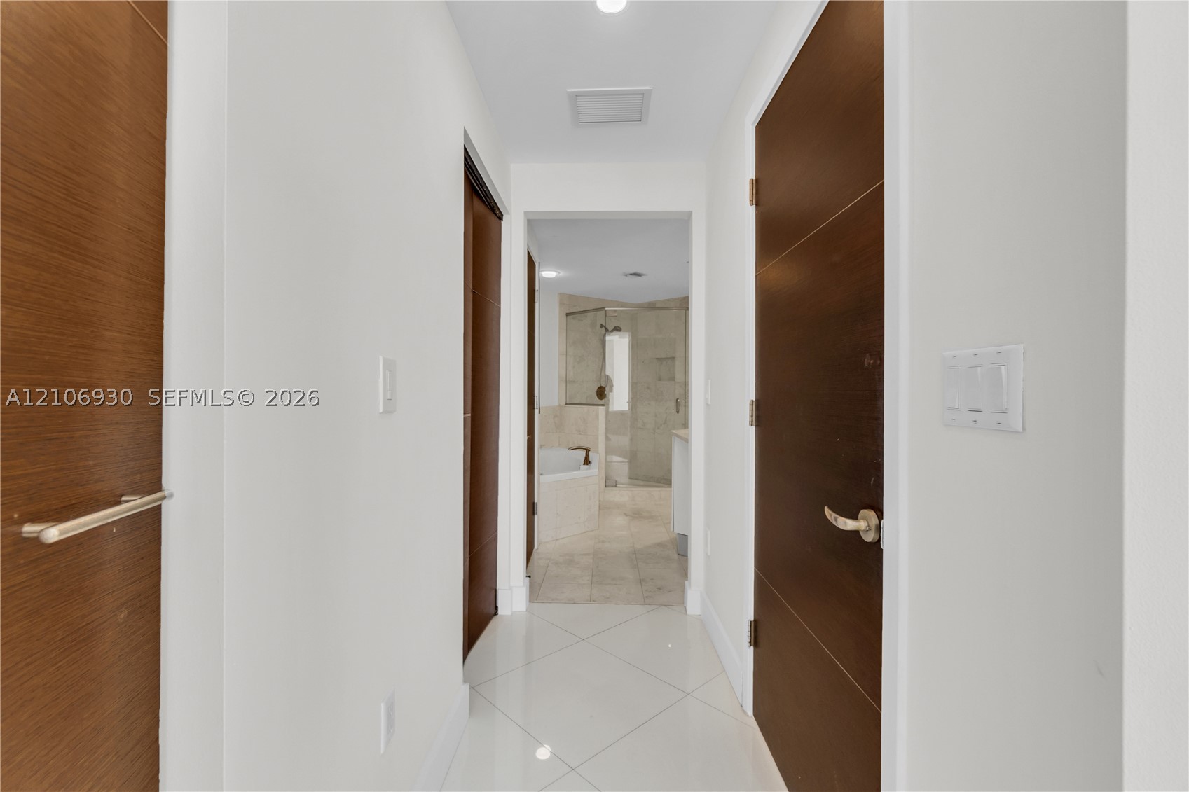 901 Brickell Key Blvd #1103 Miami, FL 33131