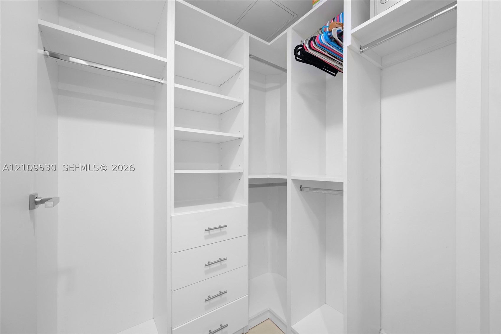 1300 Brickell Bay Dr #1600 Miami, FL 33131