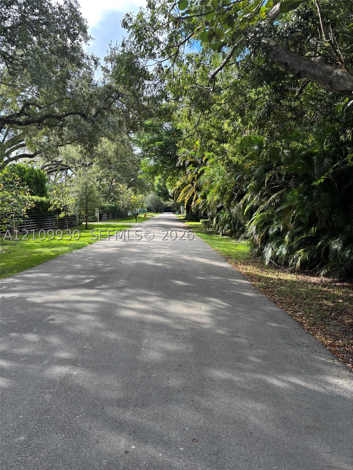 9300 SW 61st Pinecrest, FL 33156