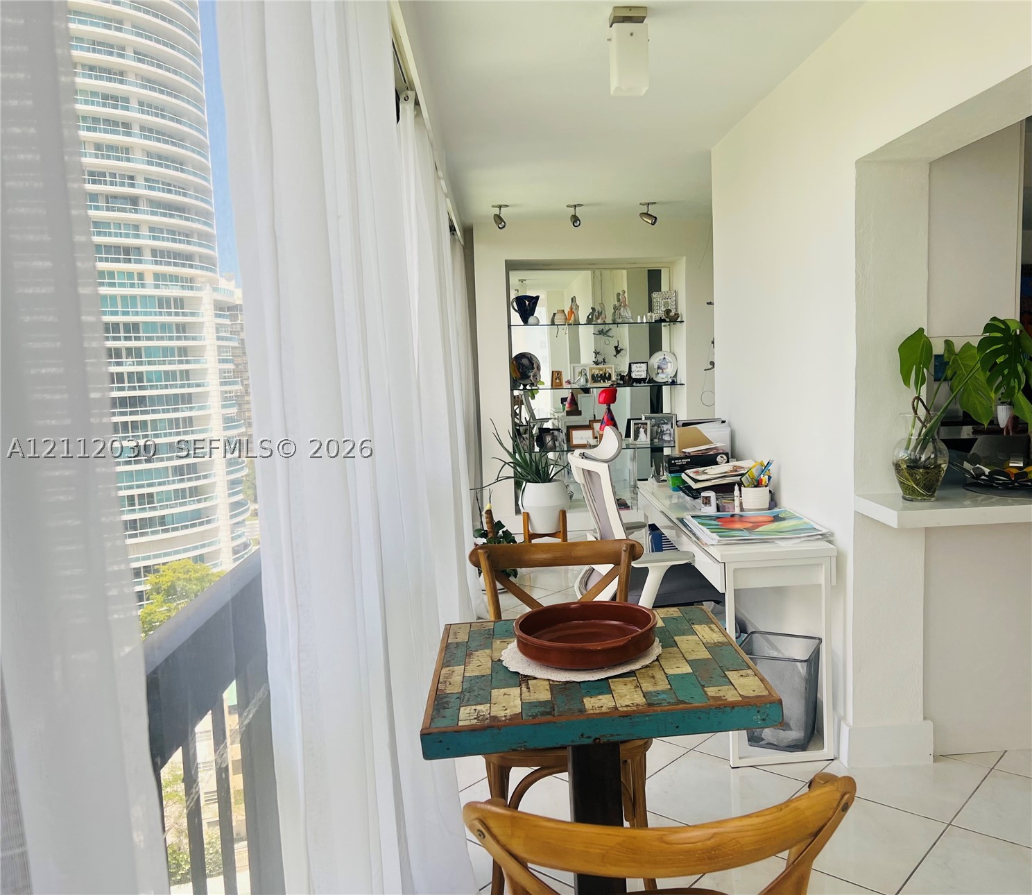 image Brickell Bay Club18