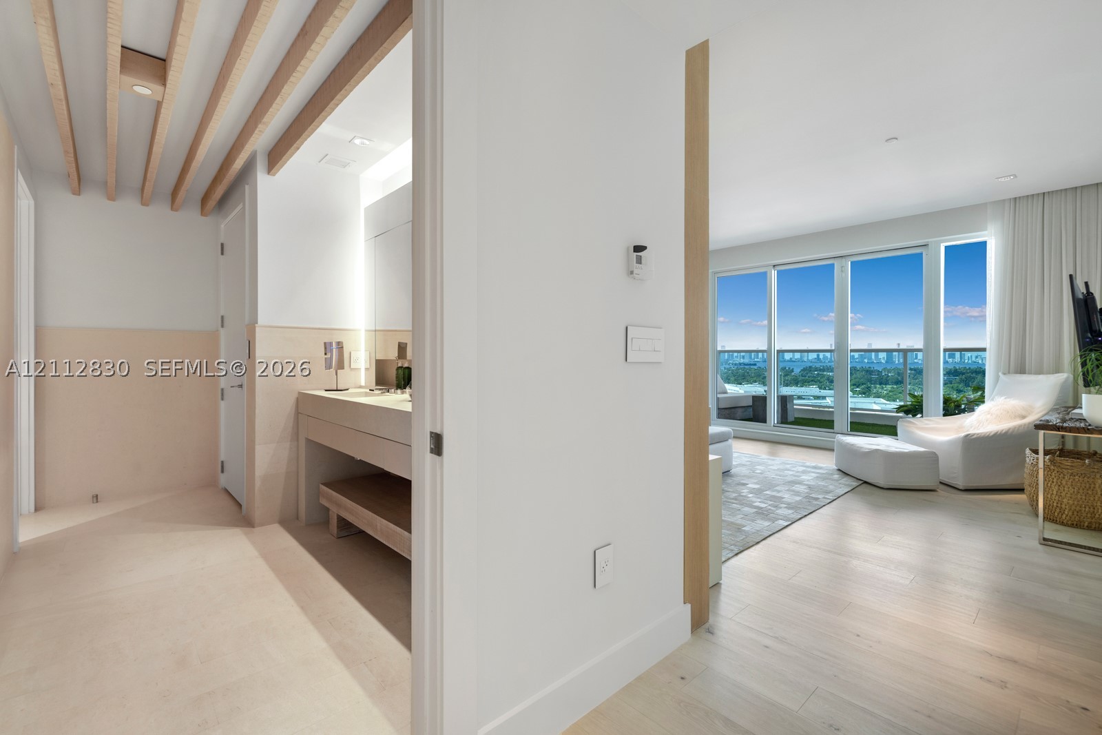 102 24th St #PH1717 Miami Beach, FL 33139