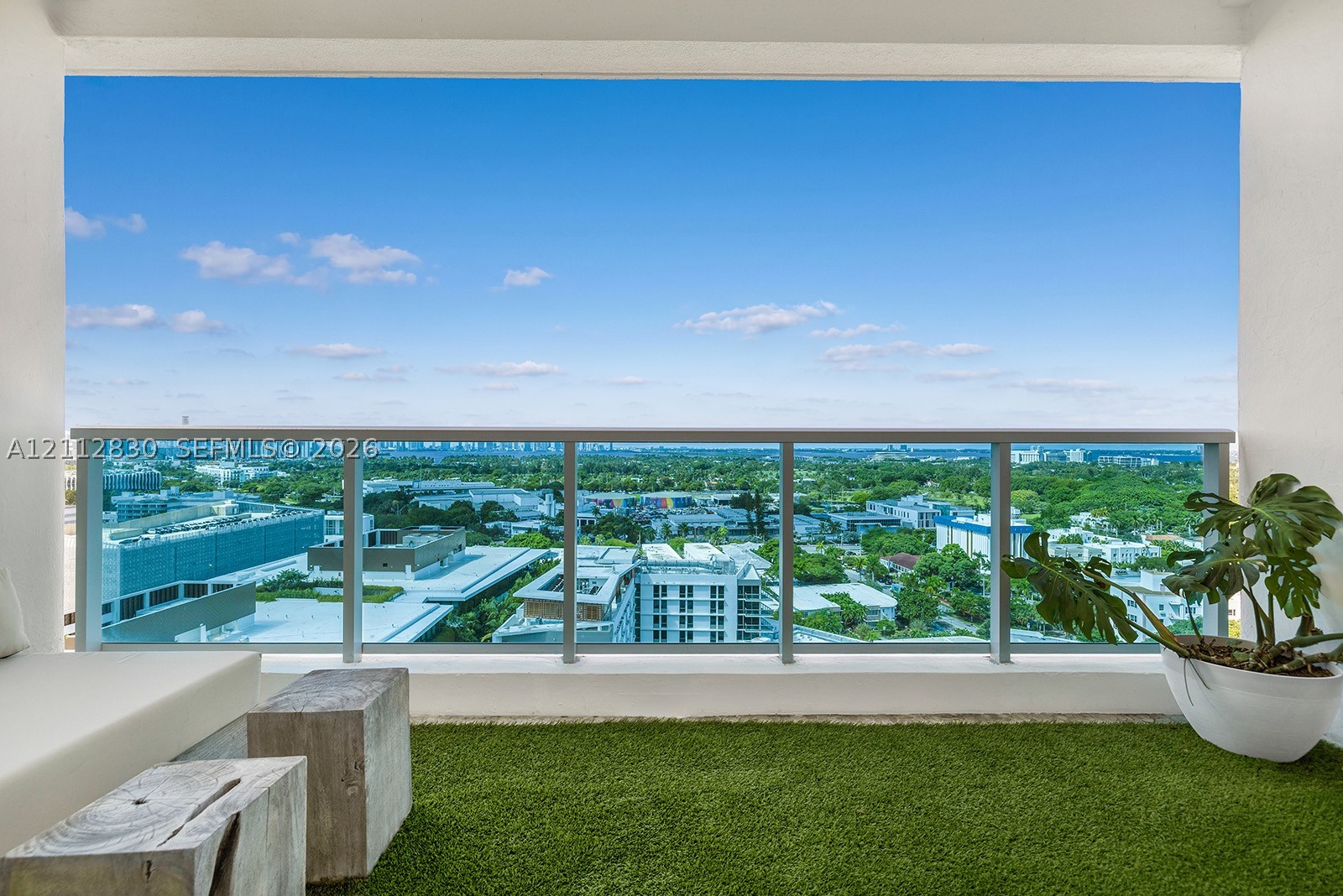 102 24th St #PH1717 Miami Beach, FL 33139