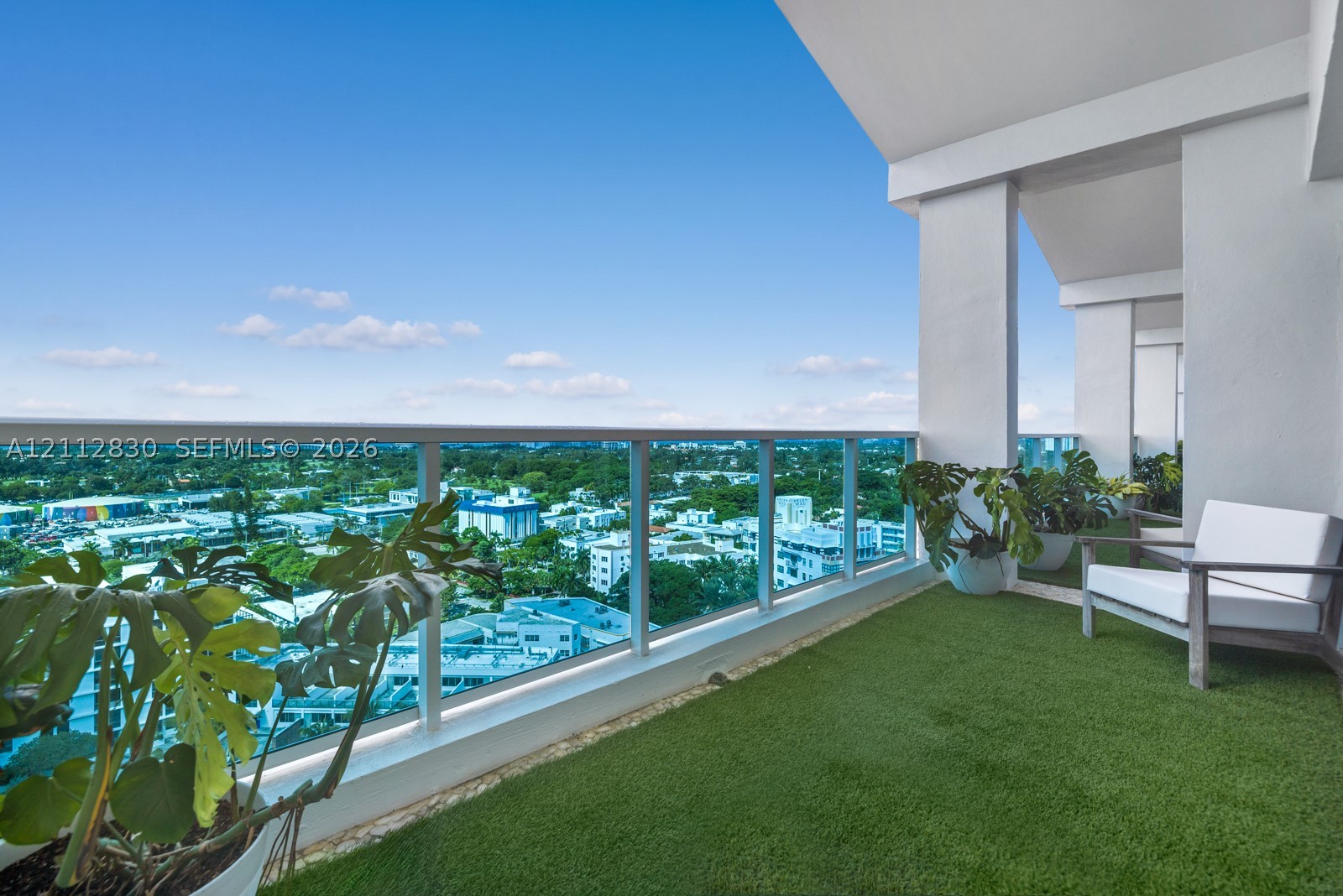 102 24th St #PH1717 Miami Beach, FL 33139