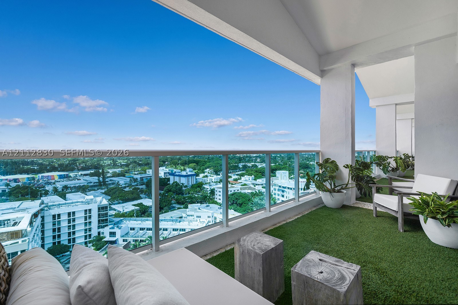 102 24th St #PH1717 Miami Beach, FL 33139