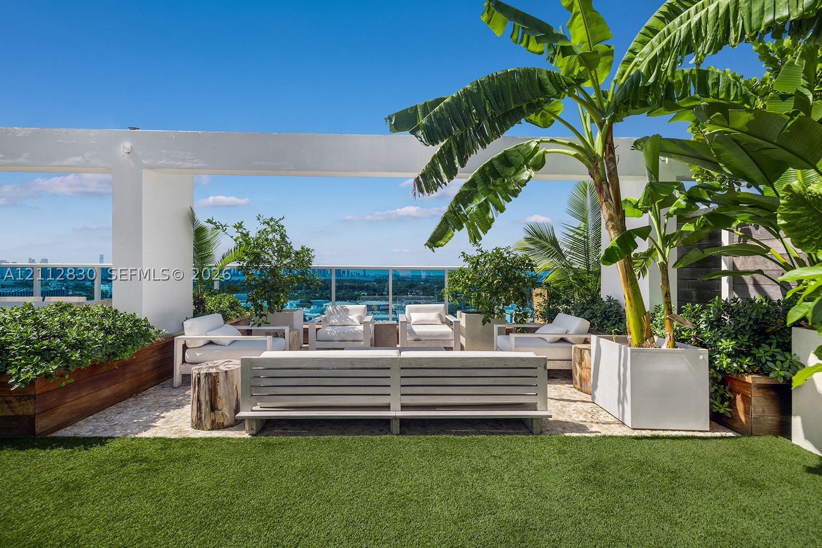 102 24th St #PH1717 Miami Beach, FL 33139