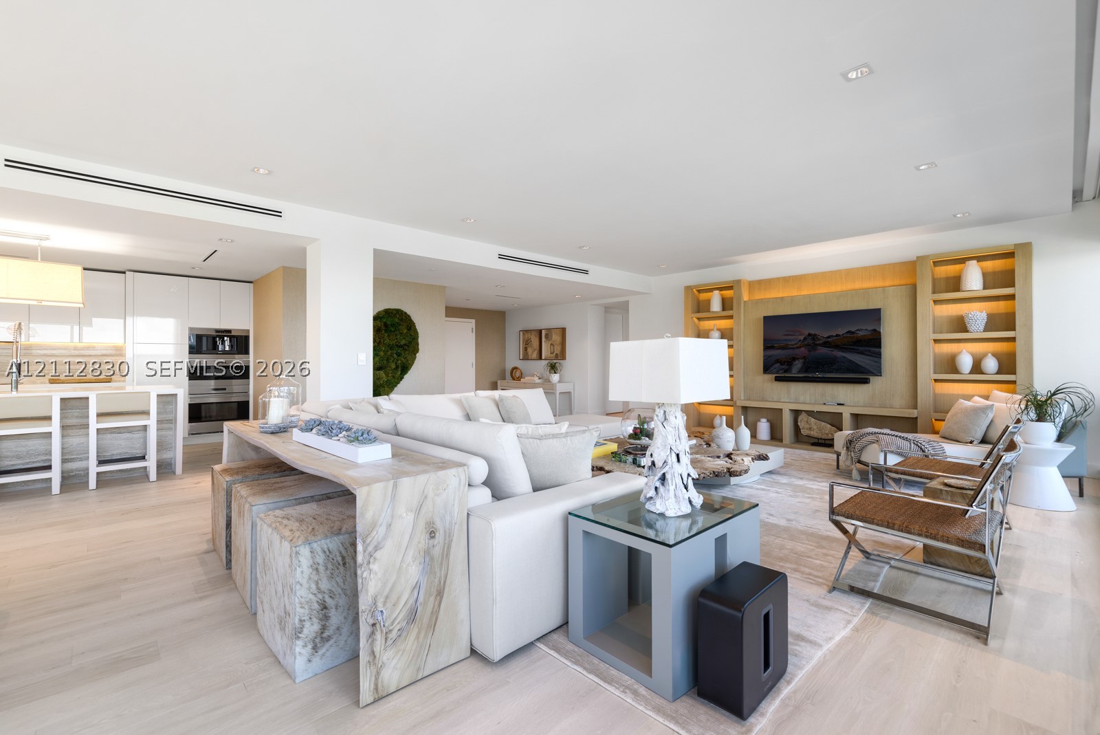 102 24th St #PH1717 Miami Beach, FL 33139